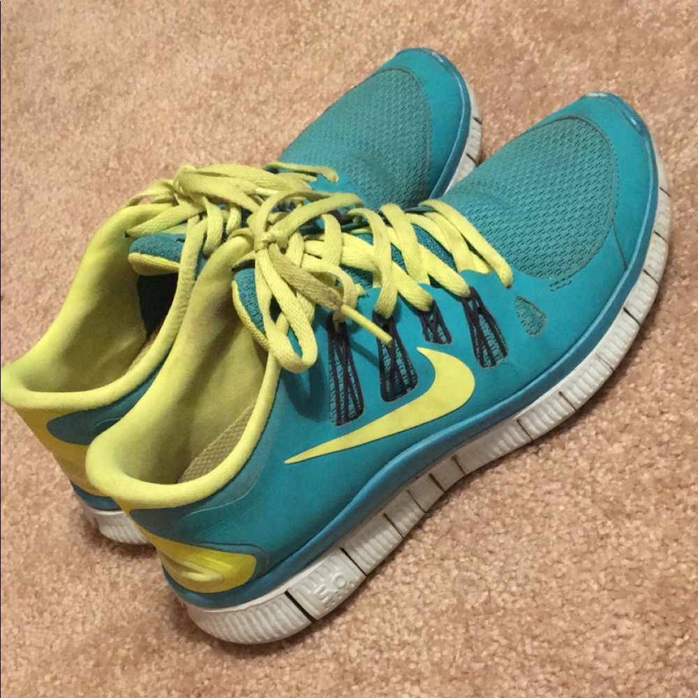 Nike Sneakers